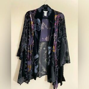Velvet boho kimono.